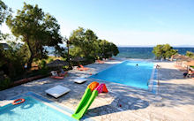 Foto Hotel Alcaeos Beach in Molyvos ( Lesbos)